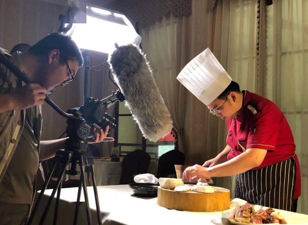 近日,由市委宣传部策划的城市美食纪录片《寻味东莞》在广东卫视频道