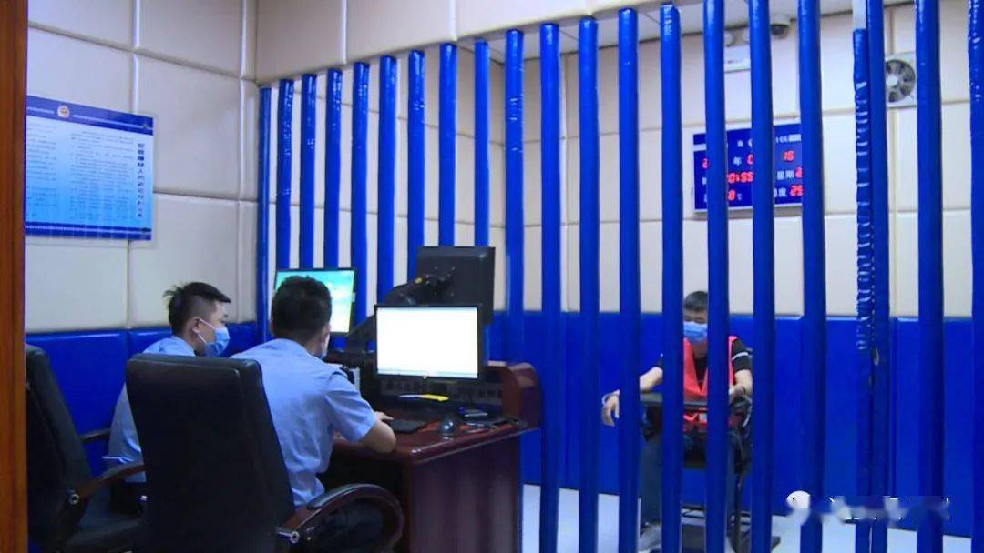 临泉公安破获特大贩卖毒品案!