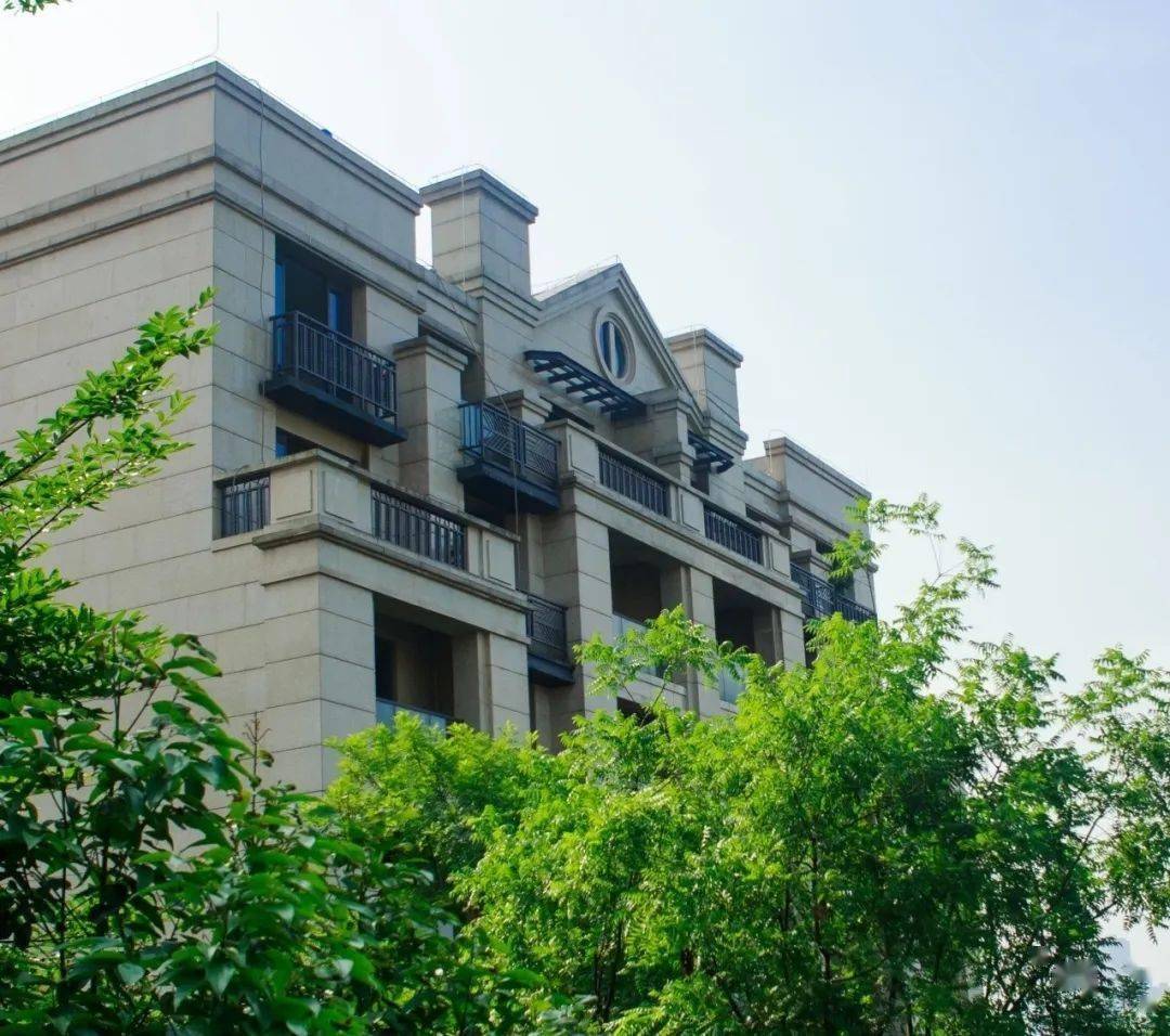 金泰御澜湾17中庭景观楼王引发争藏热潮