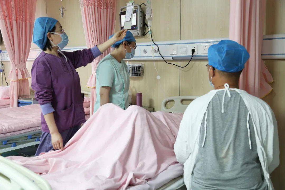 准爸爸们也可以陪产啦!妇幼中心待产室全新开放