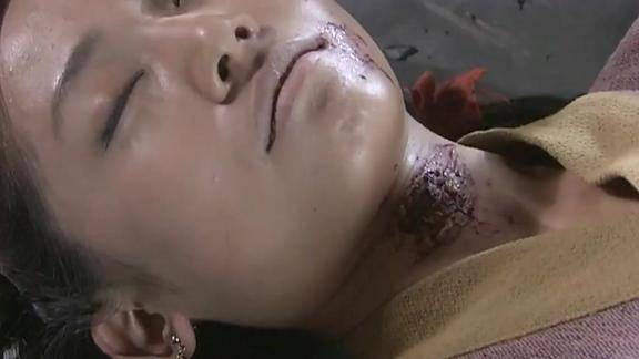 女子死在床上衣衫凌乱不堪死法常人难以接受