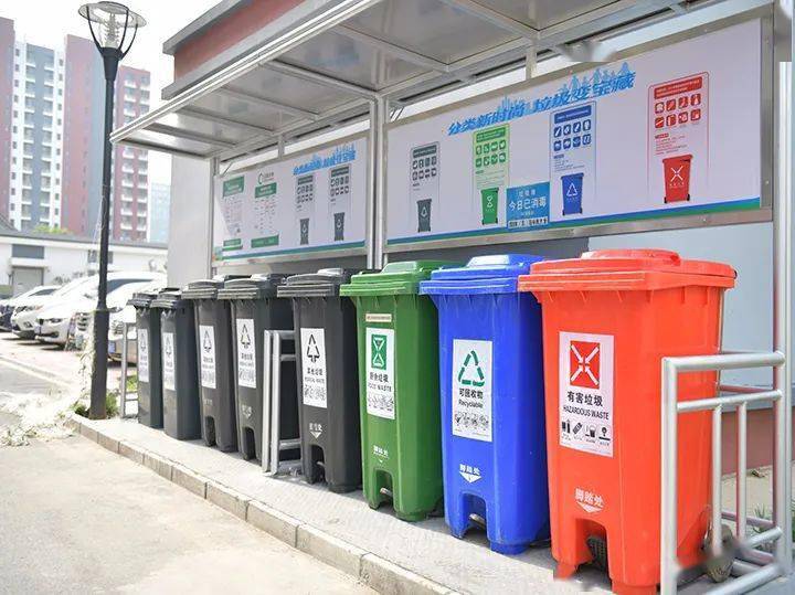 【创城在线】石景山年内完成所有社区垃圾桶站, 垃圾车改造升级