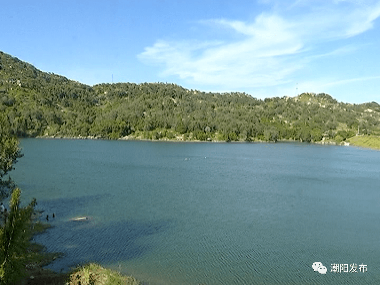 潮阳一水库出动无人机