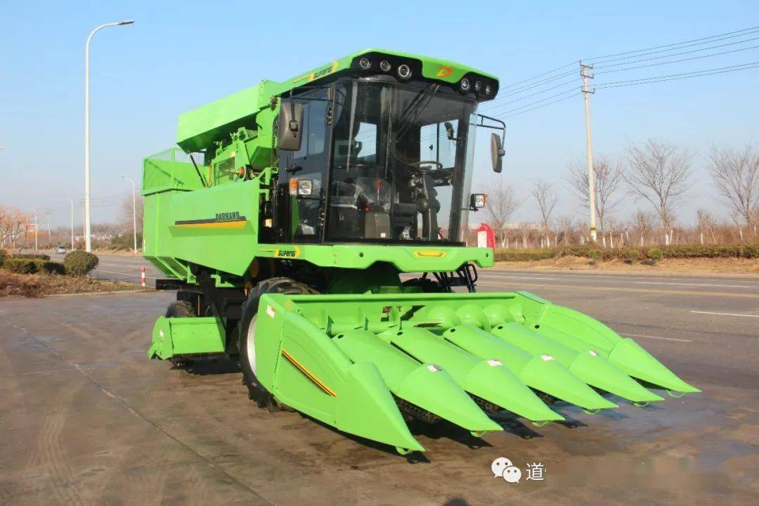 道依茨法尔旗下大启新款玉米收获机比夏天的天气还要火热!