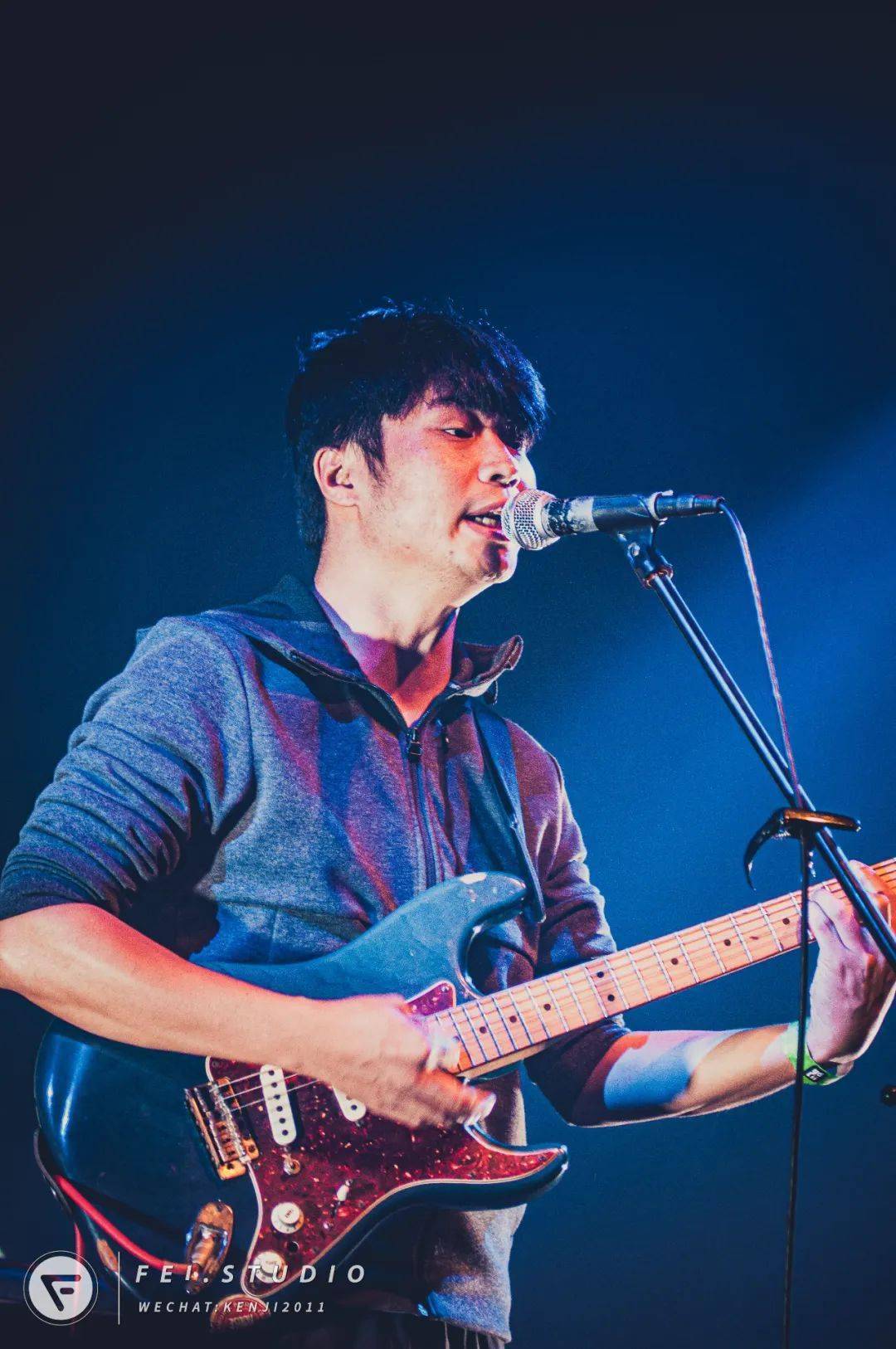 演出回顾麻园诗人钢心乐队newworldnewbeer联合专场上海站