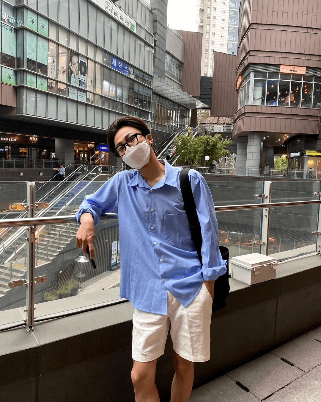 彩虹屁你的男友朴叙俊发来了暑假穿搭指南