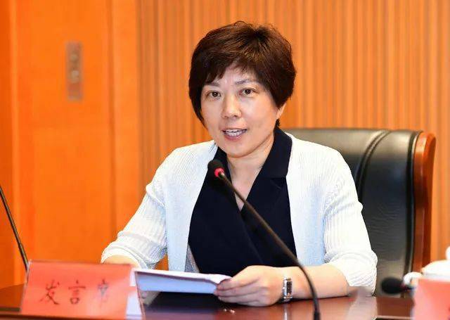 射阳县副县长吴海燕在全市妇女儿童工作会议上作交流发言培育家政