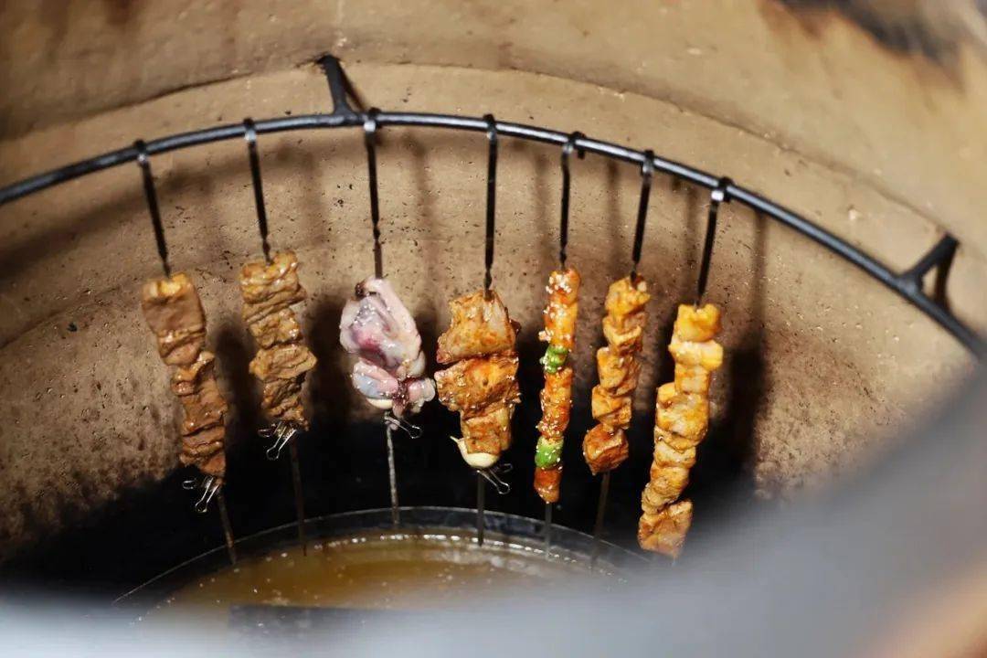 吃鱼,撸串,喝酒还论米算,夜生活就来这家店撒野!_手机搜狐网