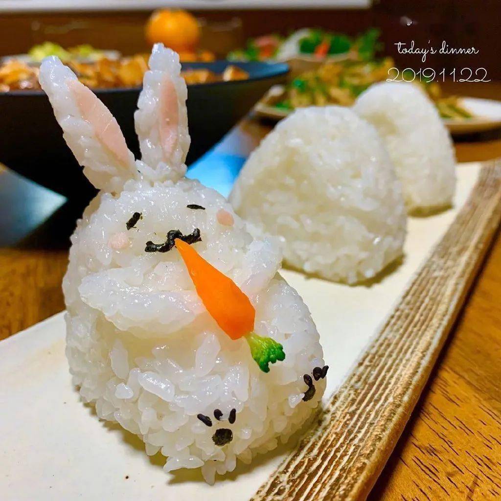 奇食录饭团造型好饭也吃得香