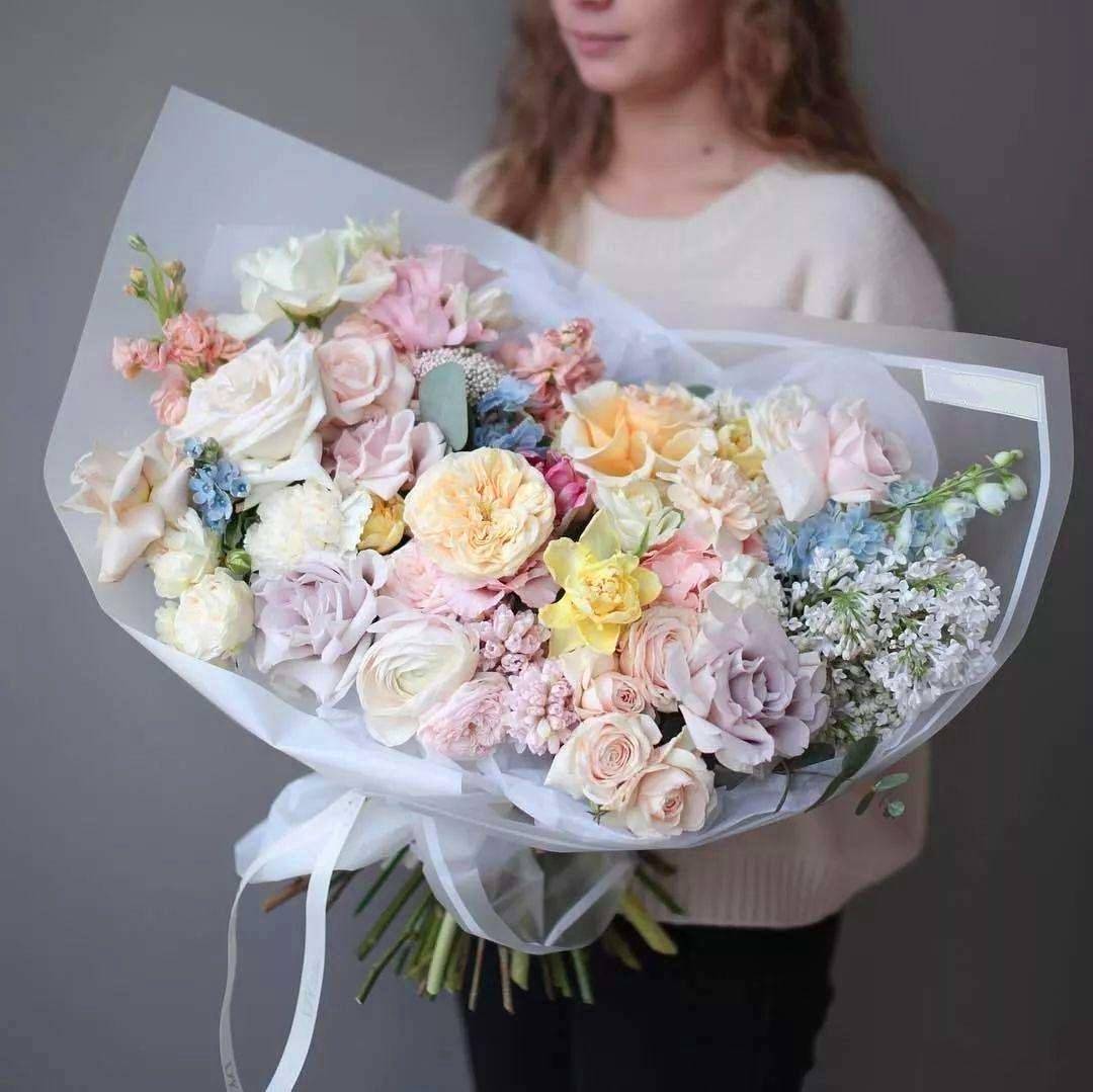 包装花束教程红玫瑰花束包装鲜花花束包装包花视频教程