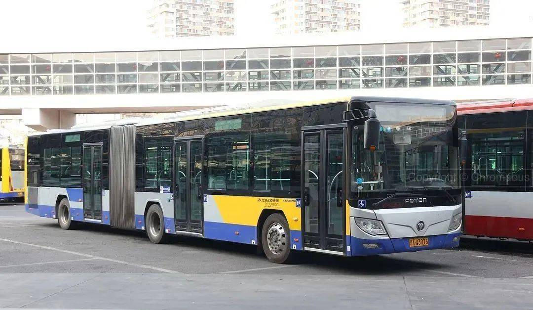 玉柴yc6mk发动机的bj6160c6ccd或许2014年开始上路的1050辆小福后只是