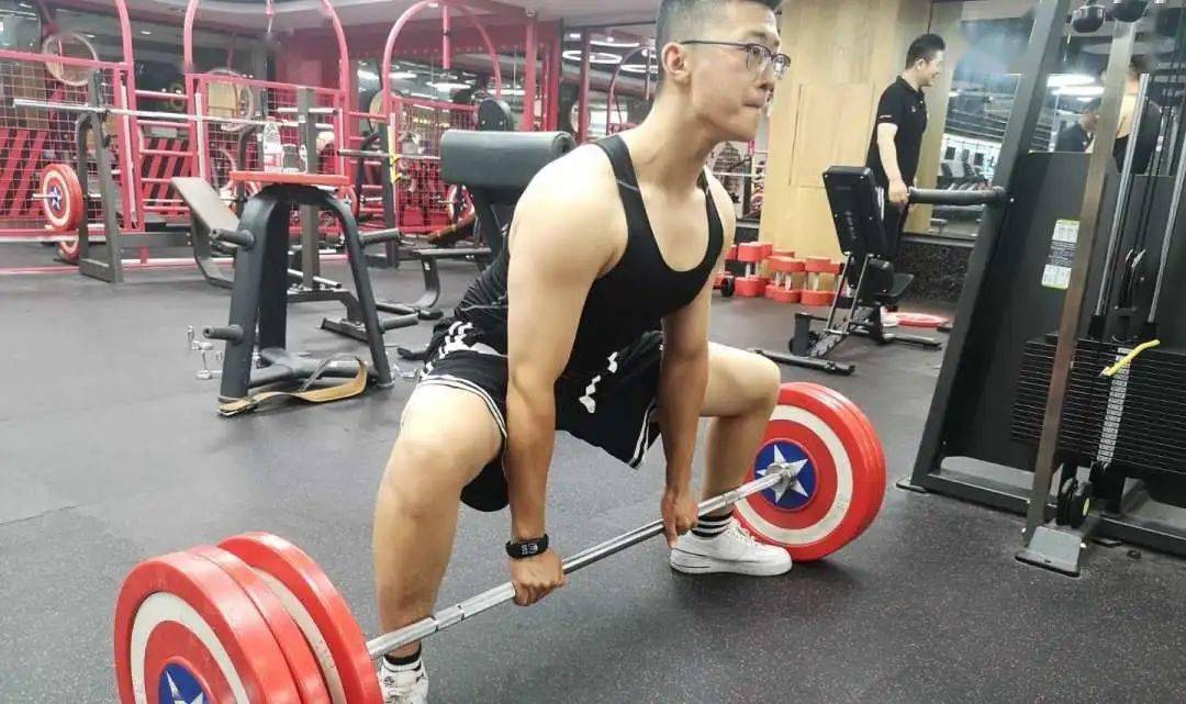 宅家健身看他们蜕变成了男神女神