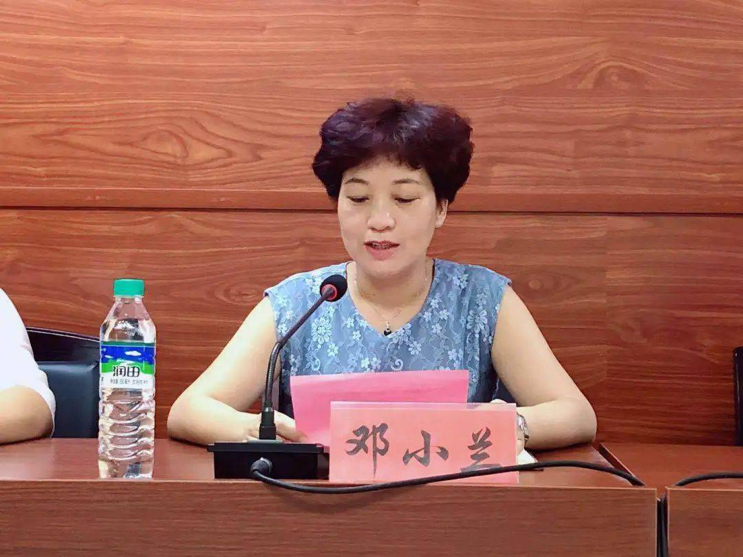 于都县总工会举行2020年"点亮微心愿 助力微梦想" 圆梦仪式_邓小兰