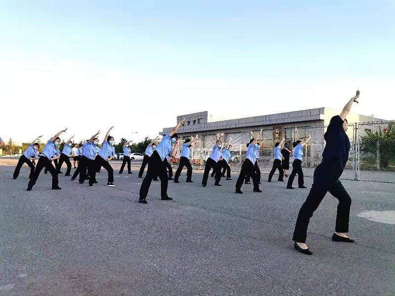 学思践悟稳提升 训兼文武增实效 ——吉林省女子监狱深入开展培训练兵