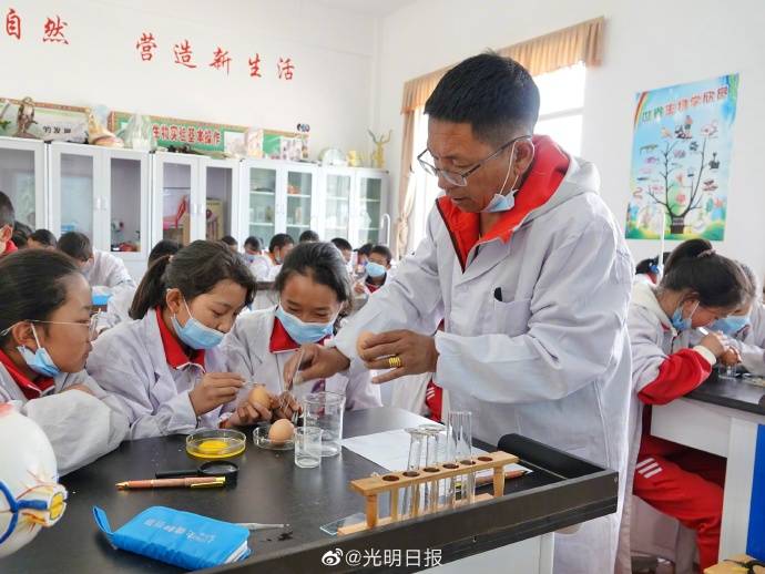 走进西藏山南市桑日县中学