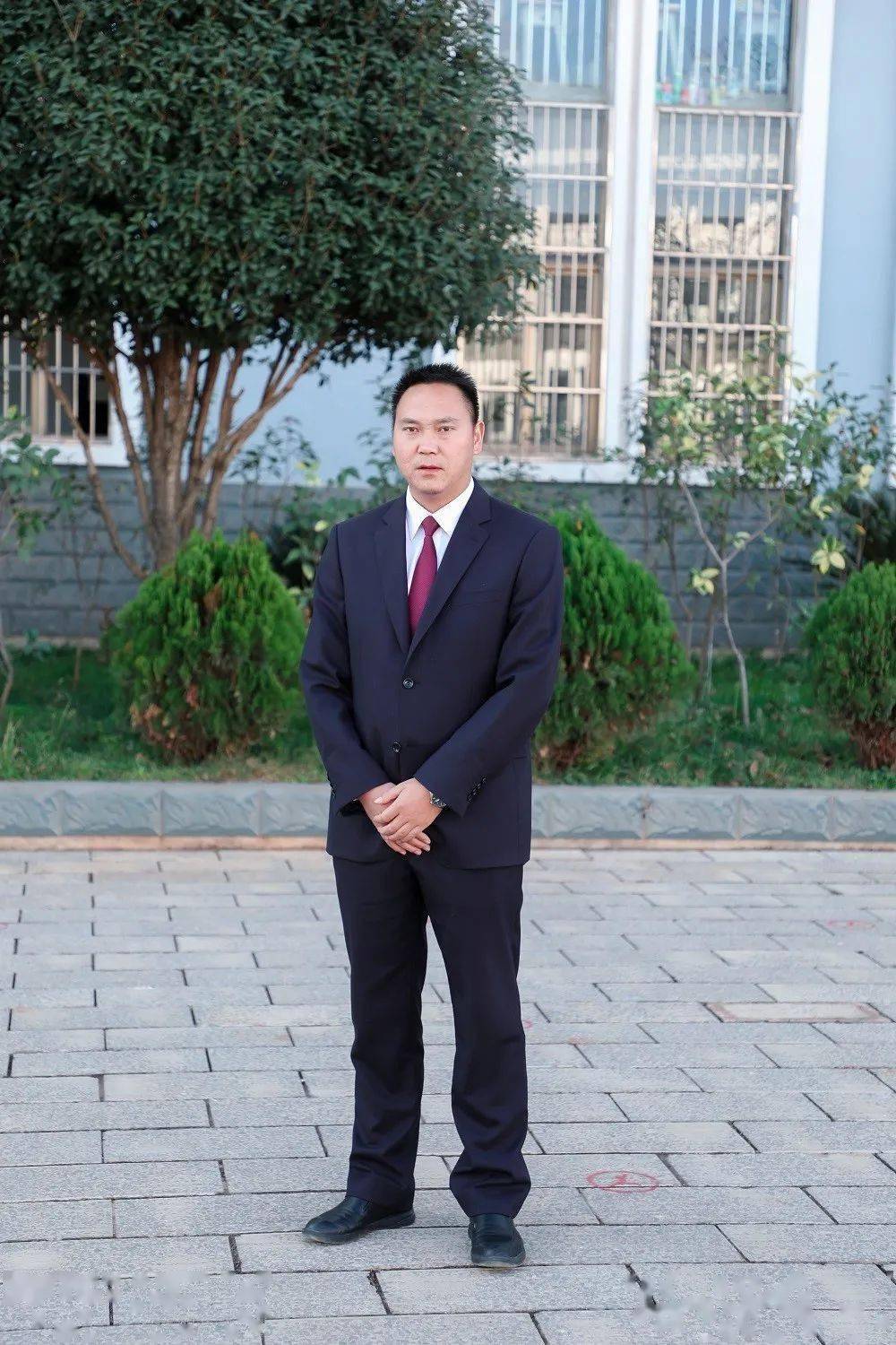 包从江 个人简介 云南师范大学理学学士,会泽县茚旺高