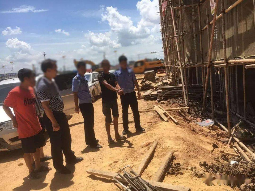 龙潭产业园都敢偷博白山口两男子还没把赃物卖掉就挨抓了