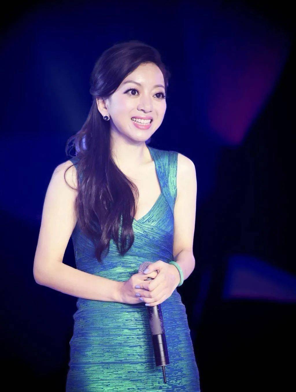 陈丹霞:我如何不烧钱打出一片线上市场?