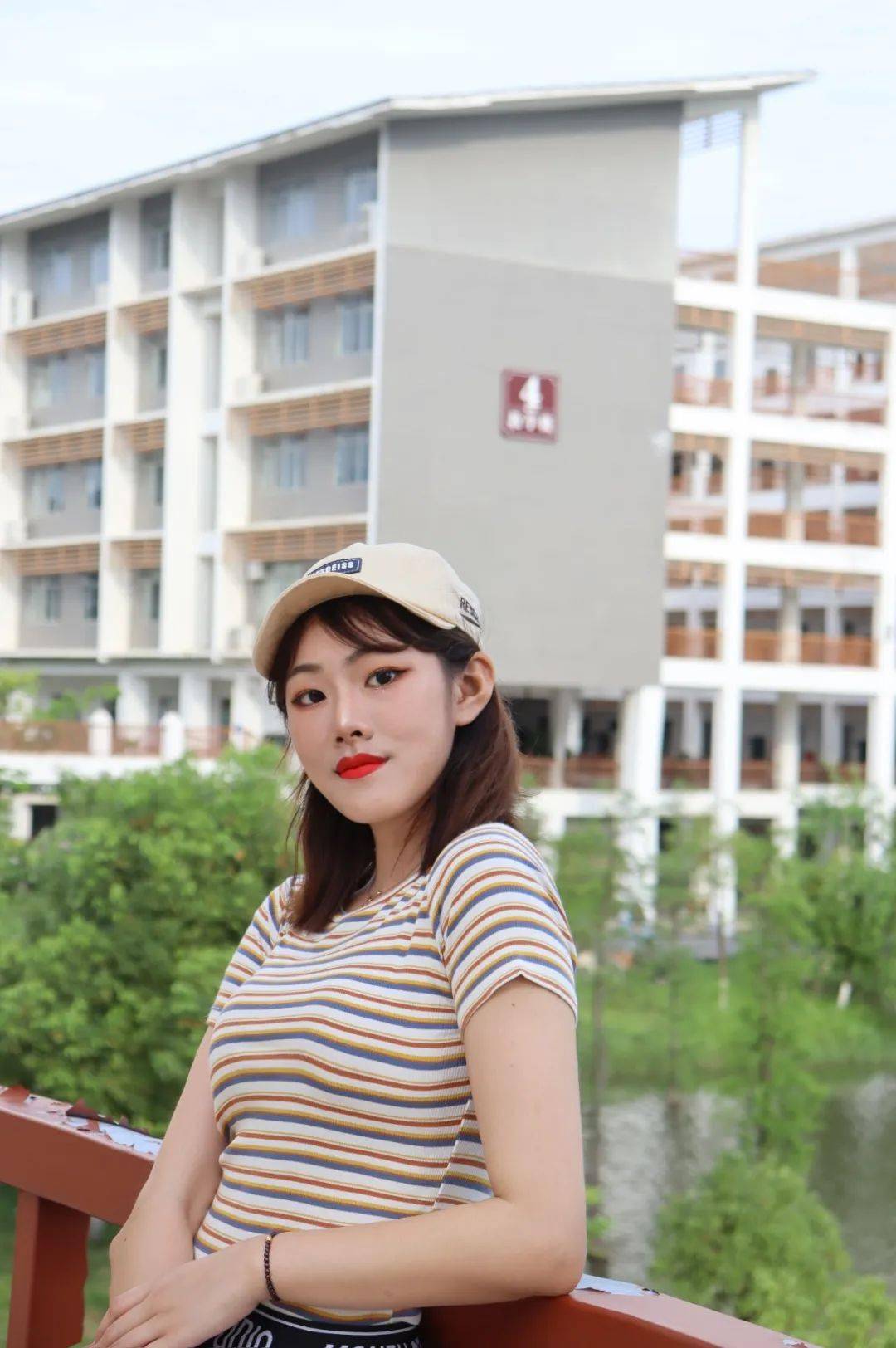 45 廖永沛 《光影南职—人物之美》↑46 张龙