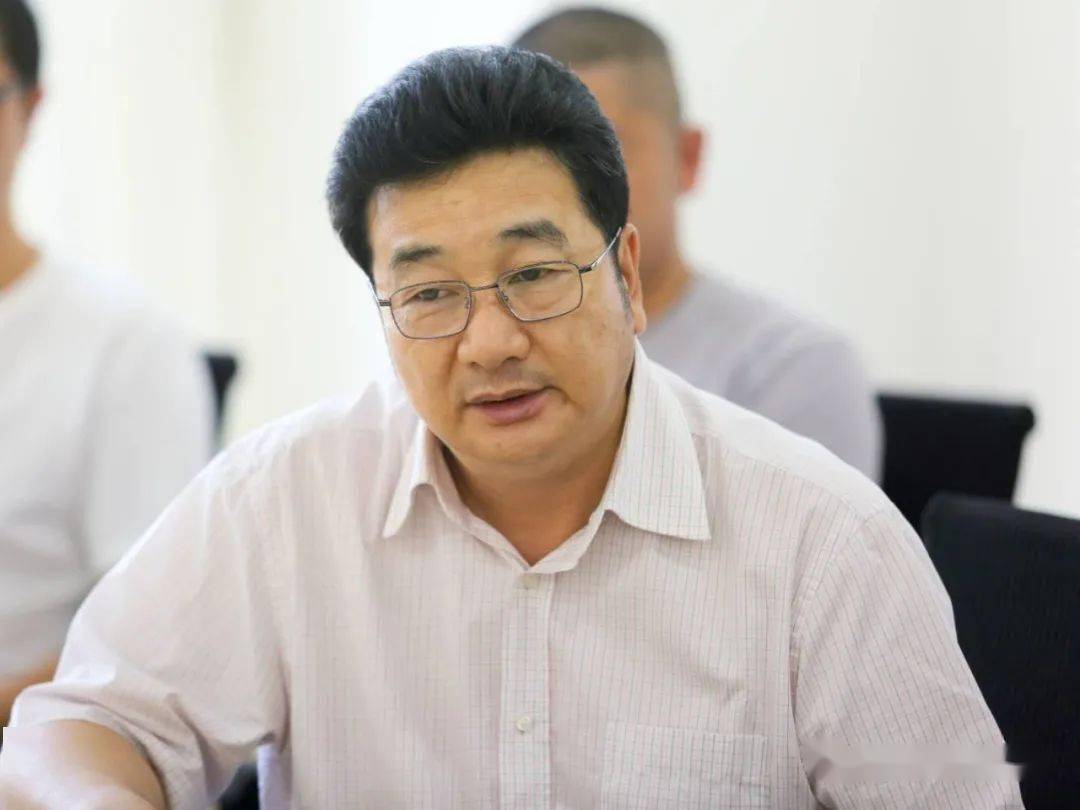 最后,终身会长彭宇兴在总结中说:"商会搬入新会址,是万里长征走完了第