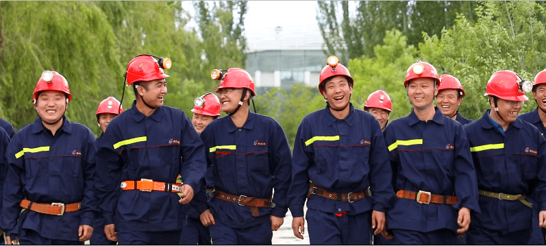 1个2个3个成群的智能方队来了