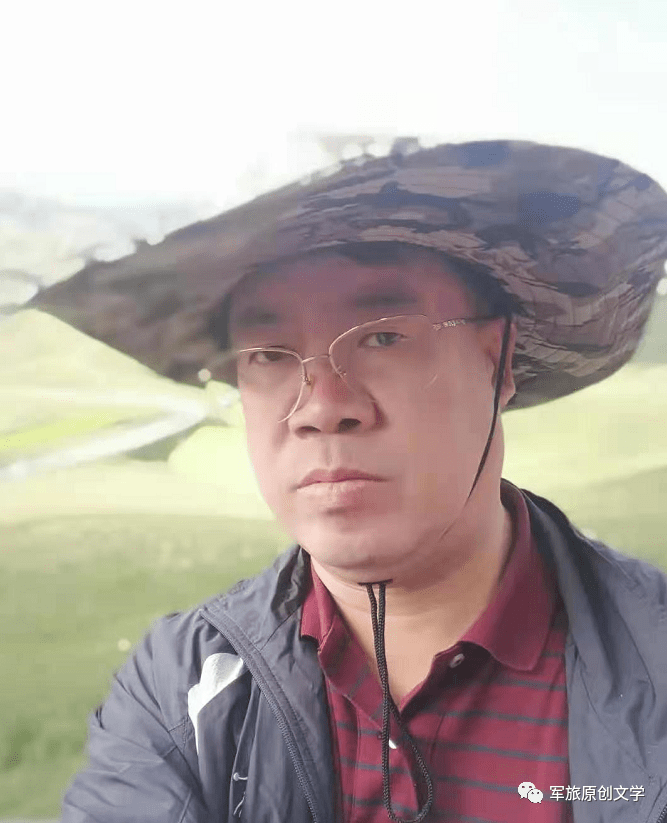 东风飞去戎心慑,北斗巡游实力强.