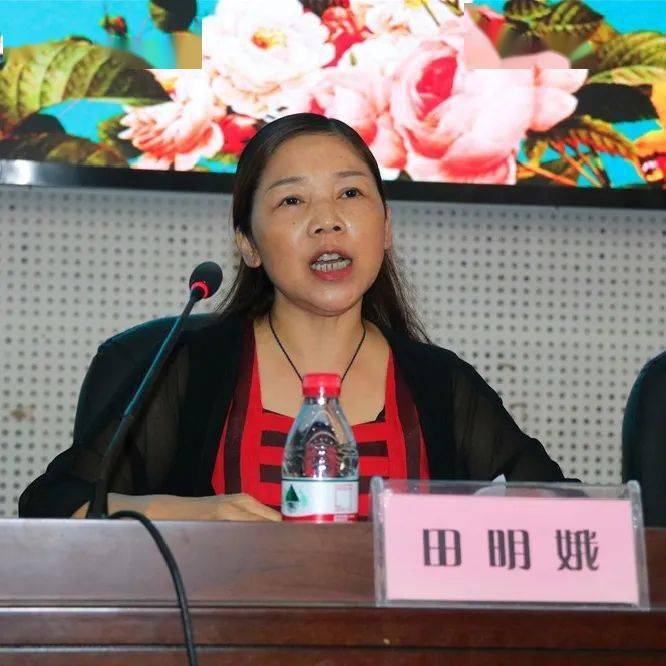 劈波斩浪又一年克难攻坚再奋斗