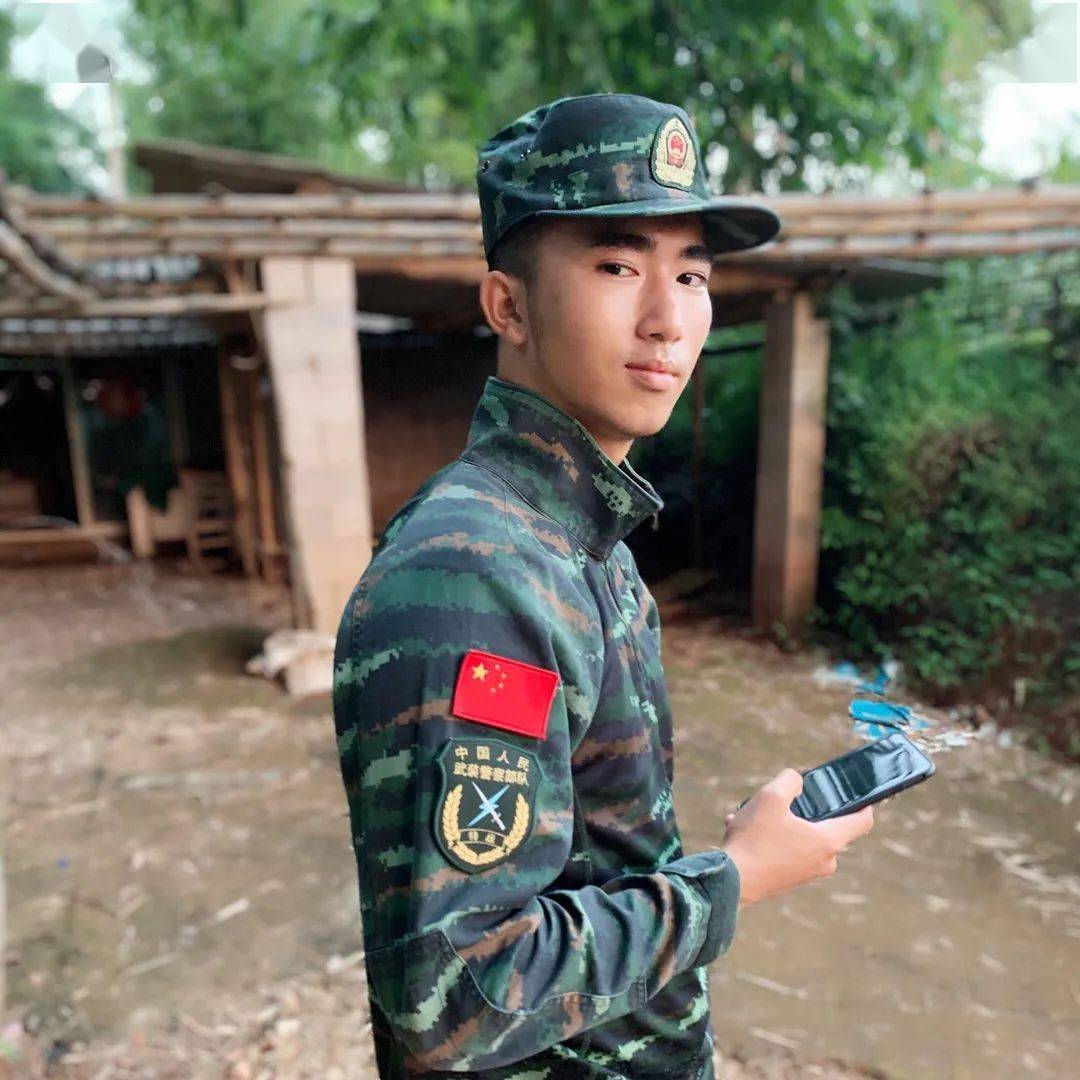 军人头像男真实真人图片