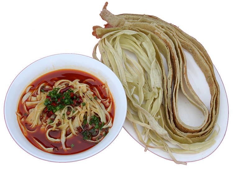 除了黔江鸡杂,同是非物质文化遗产的黔江土特产美食牛肉脯,桶装绿豆粉