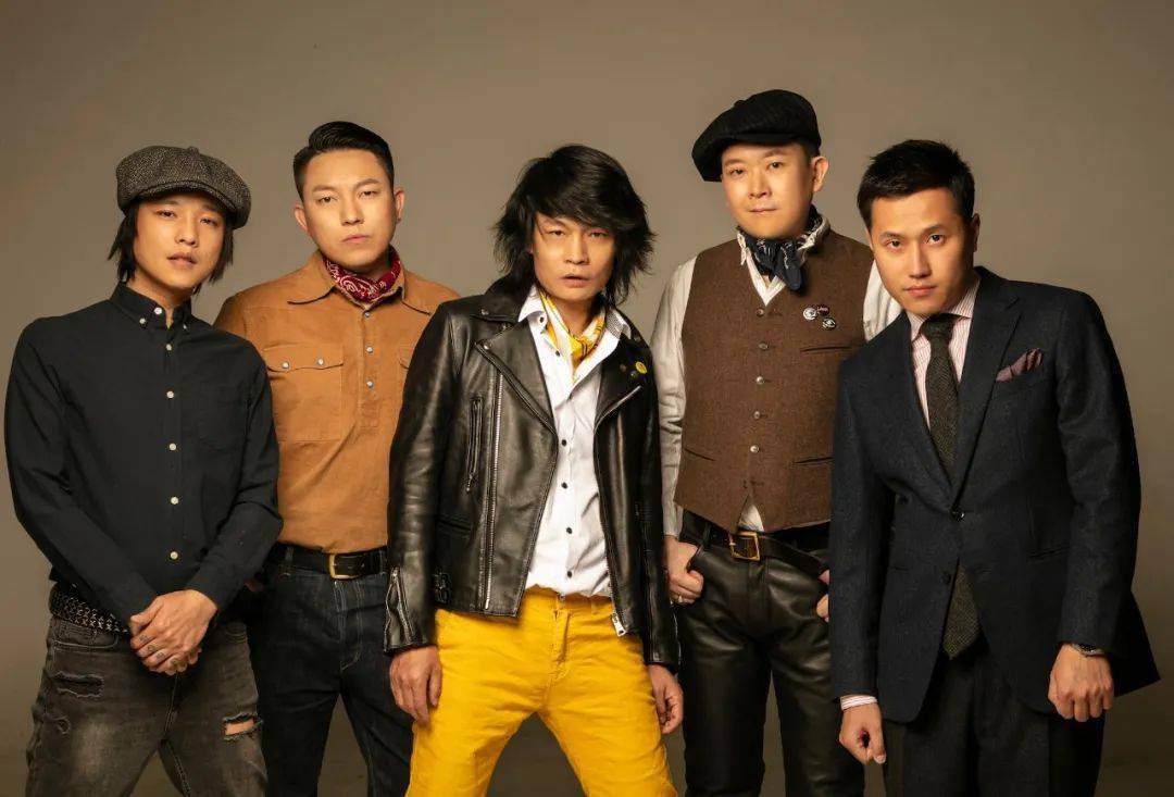 除了五条人,21世纪初中国独立乐坛最具话题性的传奇乐队——joyside