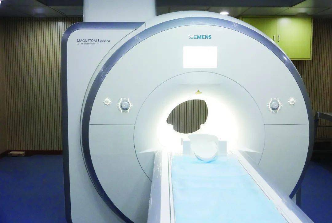 西门子多导生理记录仪,德国史赛克人工心肺机,蛇牌3d腹