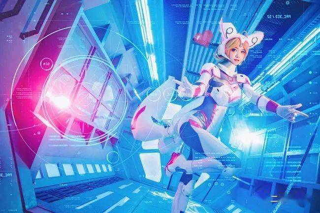 《王者荣耀》同人机甲妲己