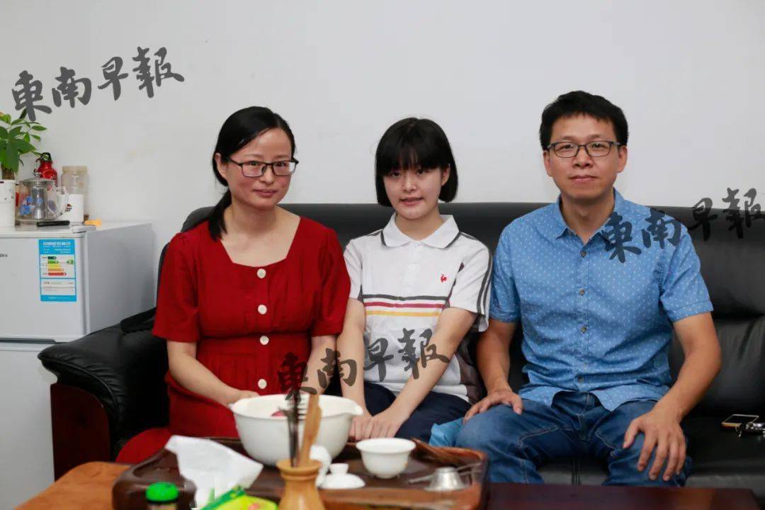 1姓名:王徽音毕业初中:泉州七中毕业小学:泉州市第三实验小学总分