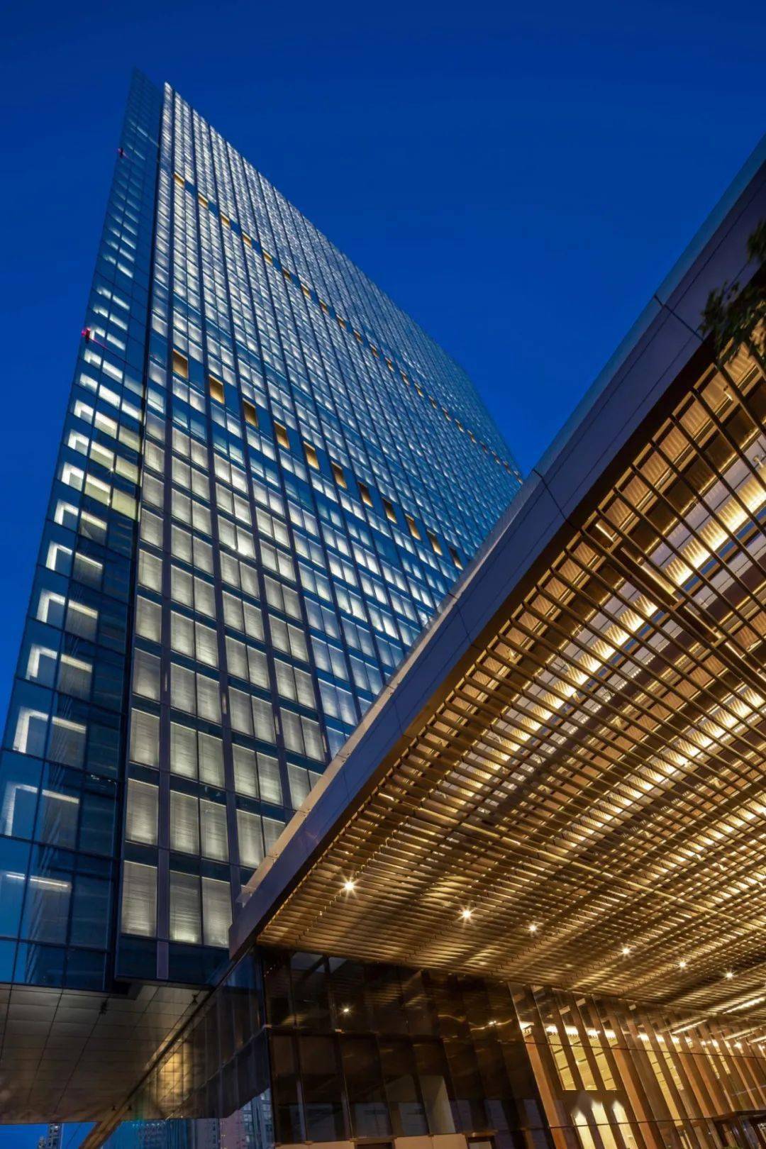 建筑语言的自然延伸中国人寿金融中心