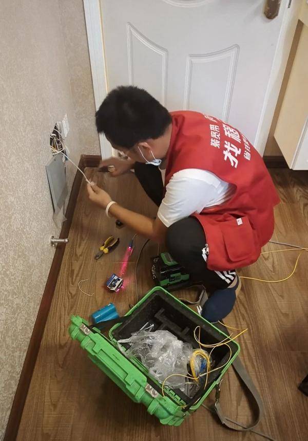 致敬平凡的他们_保障