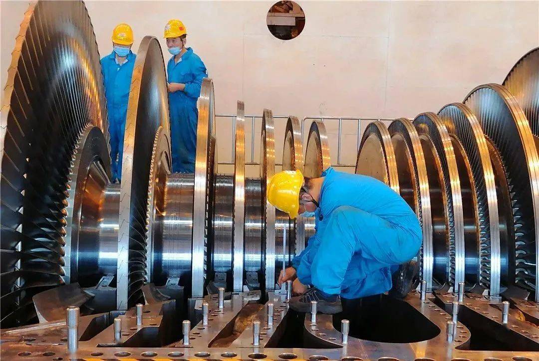 该项目为1000mw等级汽轮机检修工程,目前已进入攻坚阶段,现场服务团队