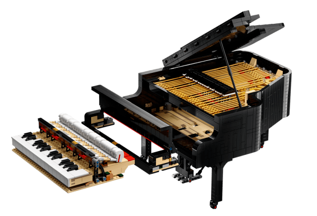 乐高8月1日发售的钢琴lego ideas 21323,和设计师当初提交的作品相比