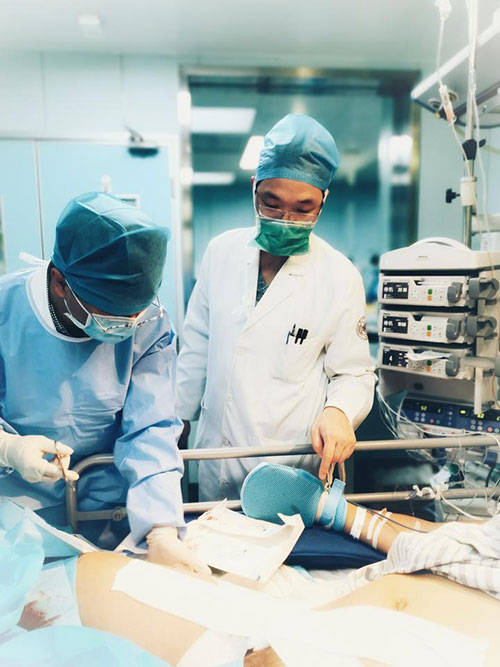 致敬中国医师|援鄂归来继续奋战icu,马不停蹄化解各种深夜惊魂