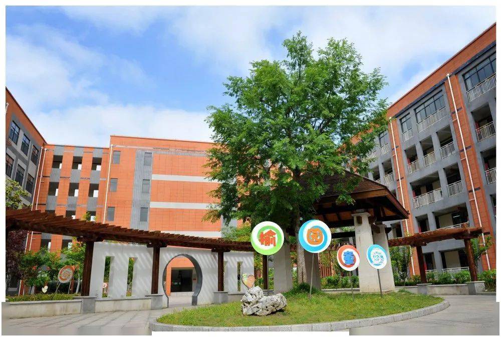 榆园芳华如东县实验小学四有好老师事迹展评二