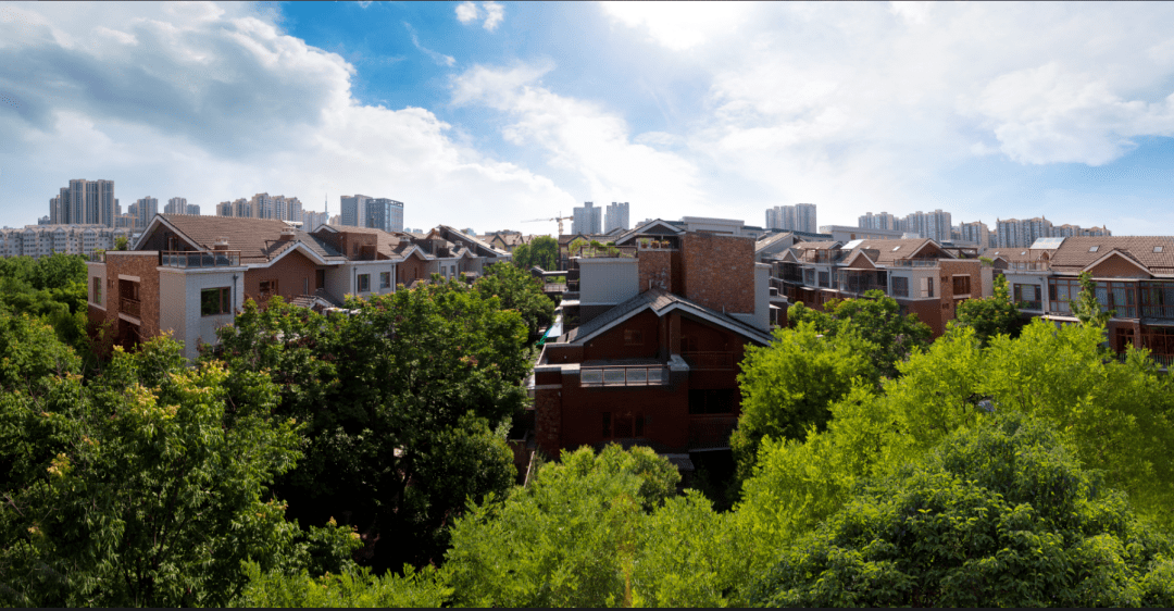 图 | 曲江盛景实景图紧接着开始布局曲江,航天,城北,浐灞,城西,高新