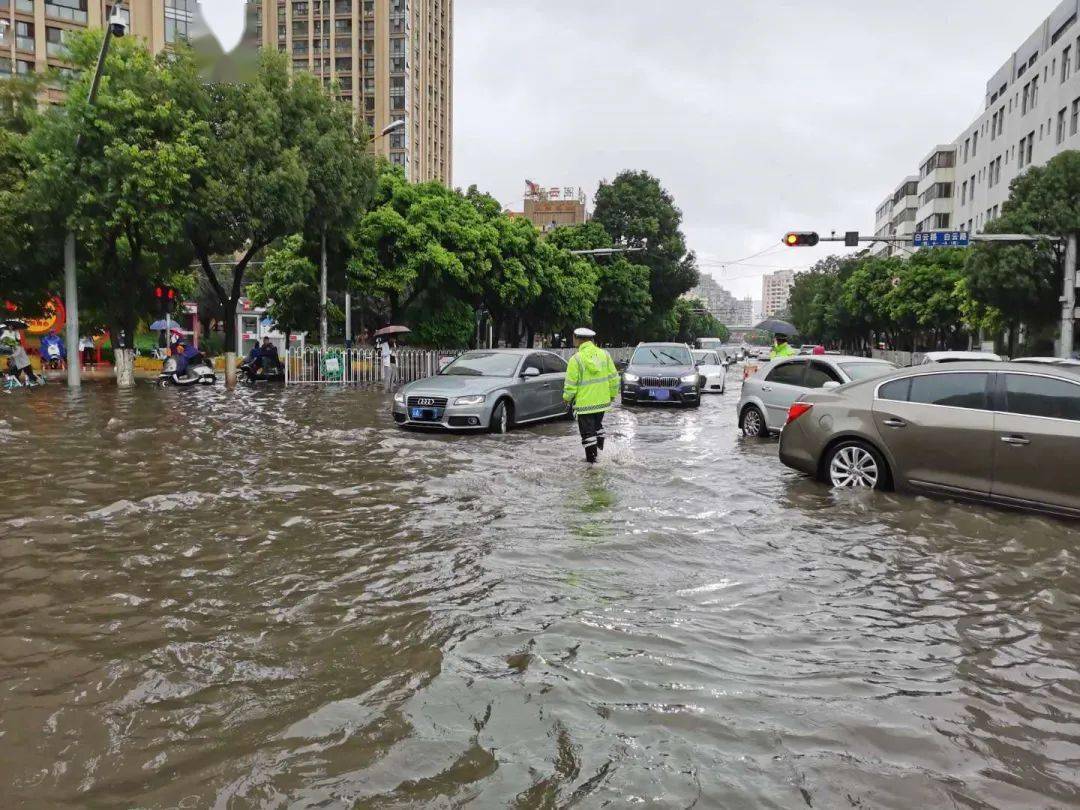 连发45条预警,这里已开始下.