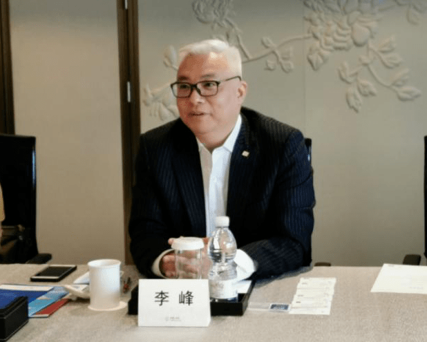 随后的座谈会上,岭南集团副总经理李峰对熊锋副总经理一行的到来表示