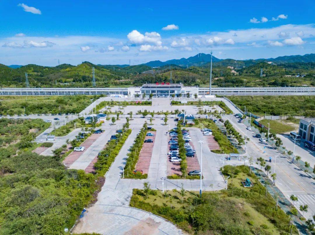 航拍随拍葵潭高铁站