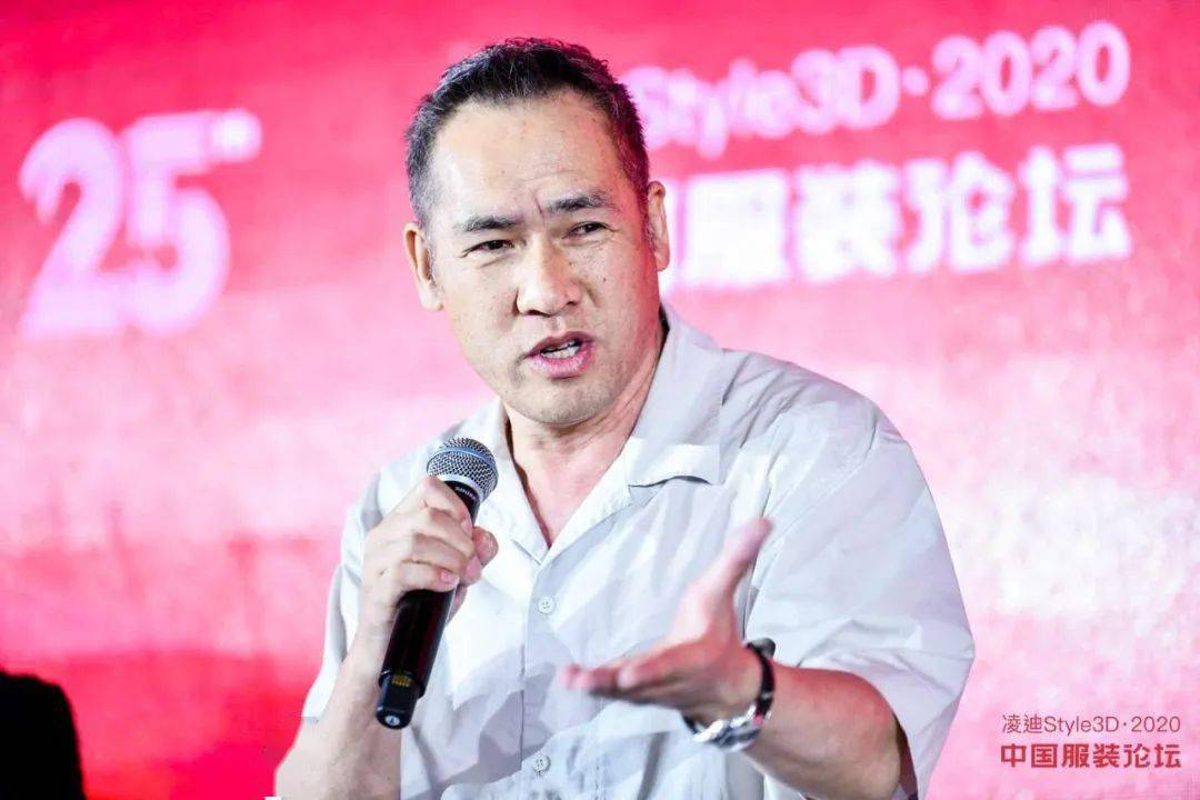 安正时尚集团股份有限公司董事长郑安政表示,纵观当下"顺势而为"最