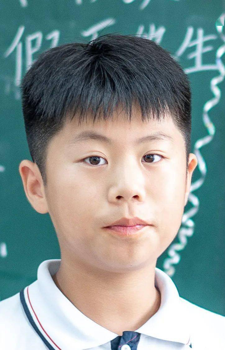 余杰张贵伦张龙辉张梓曦张妍赵宇轩周瑞周宇航周志强朱奥怡祝静思蔡