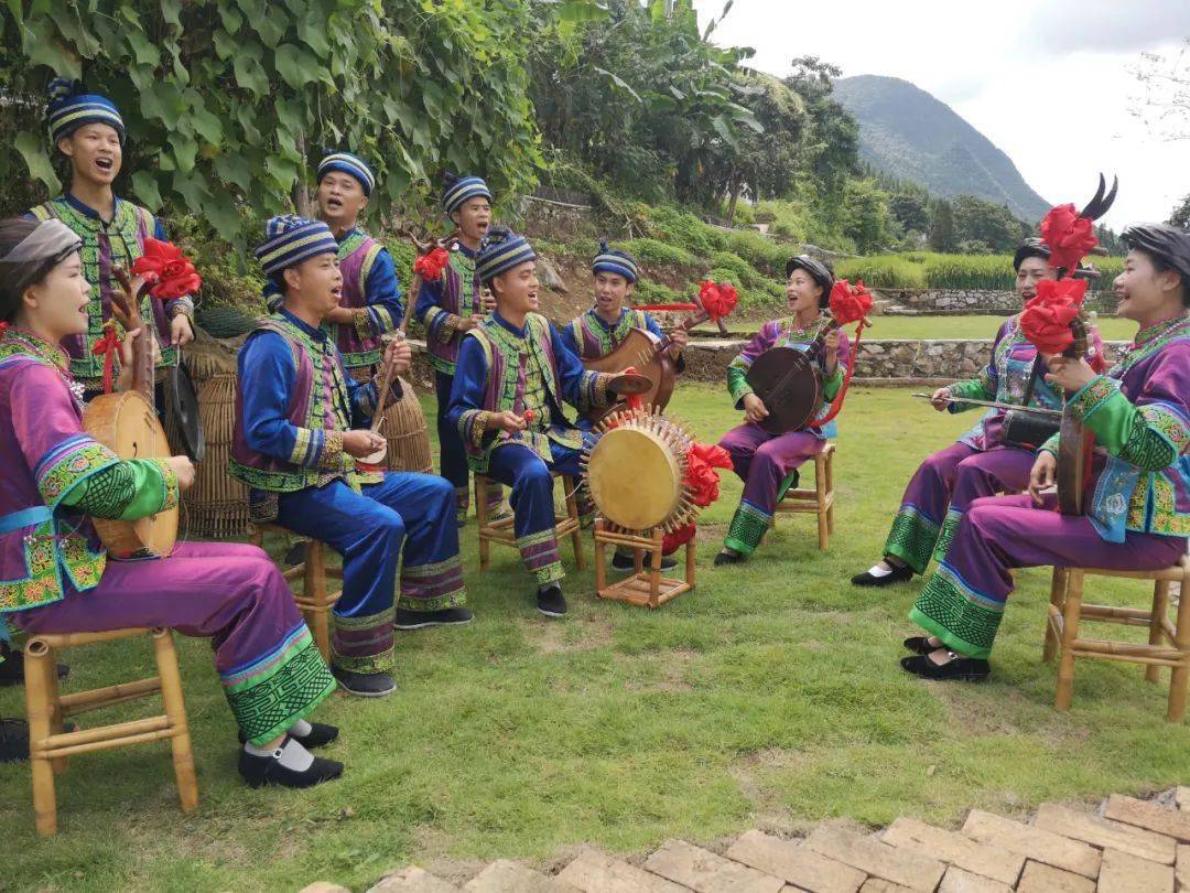 火了央视用27分钟直播兴义万峰林赞叹这里风景无与伦比