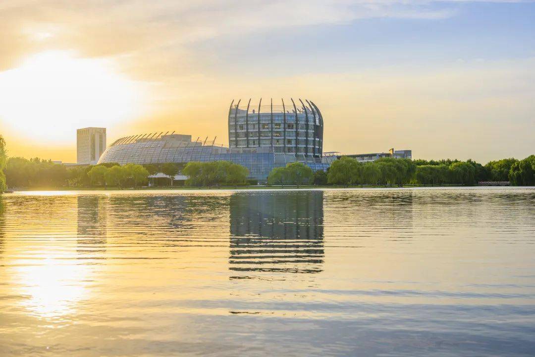 同学东华大学想你了