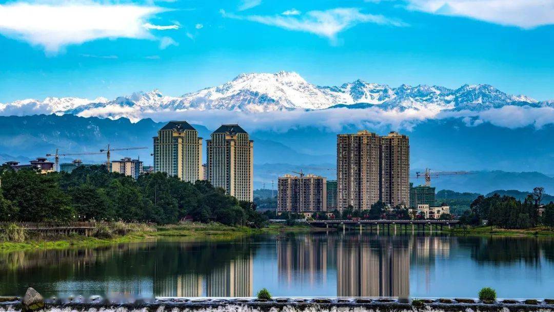 创建国家卫生城市共建共享精美邛崃你最喜欢的邛崃是啥样子我会告诉你