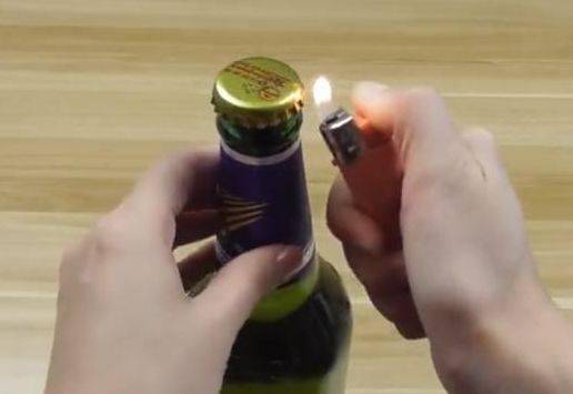 很多斗门人都不知道啤酒瓶盖有个小机关用手就拧开