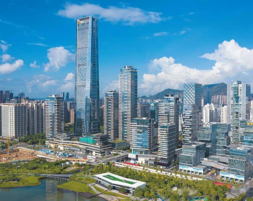 第一建闻深圳经济特区建立四十周年深圳探索打造超大型城市管理精彩
